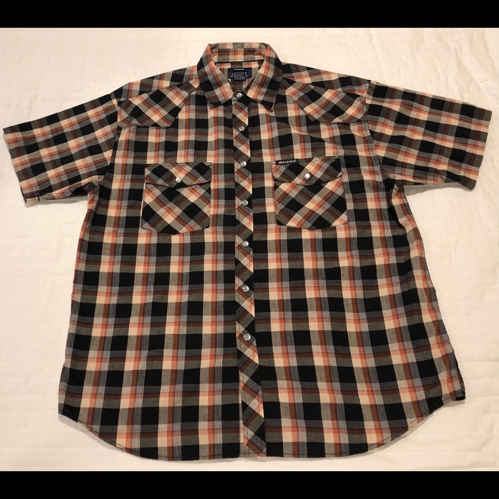 Dickies, NWOT, mens black/grey/brown plaid, button down, short sleeve shirt